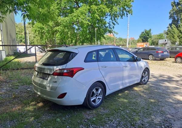 Hyundai I30 cena 23900 przebieg: 220000, rok produkcji 2013 z Płońsk małe 92